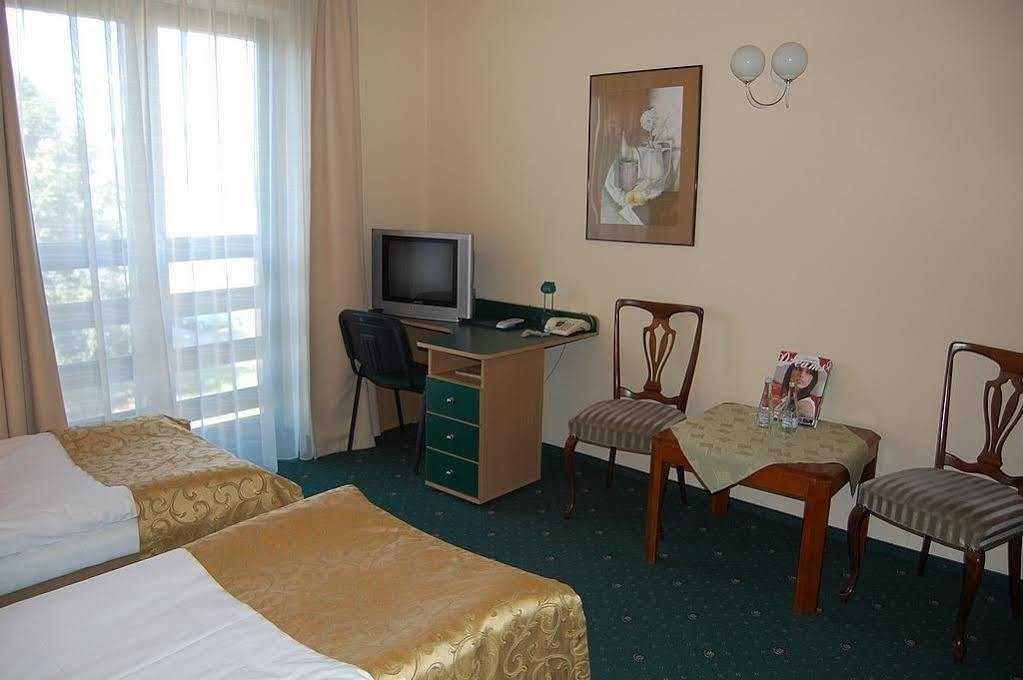 Hotel Dorrian Poznań Buitenkant foto